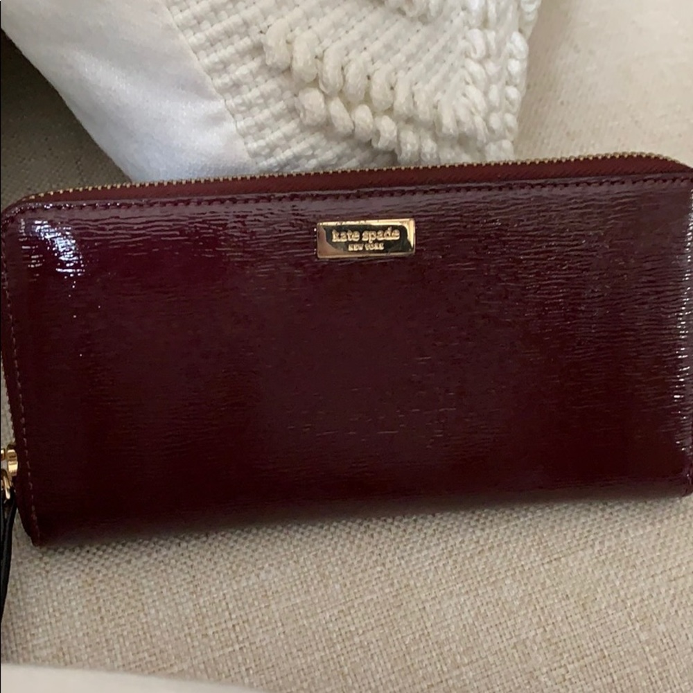 Kate Spade Maroon Wallet